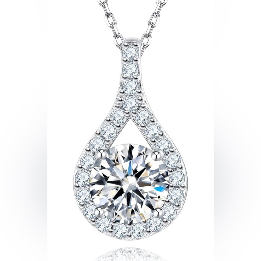 1CT Moissanite Teardrop Pendant Necklace NEW